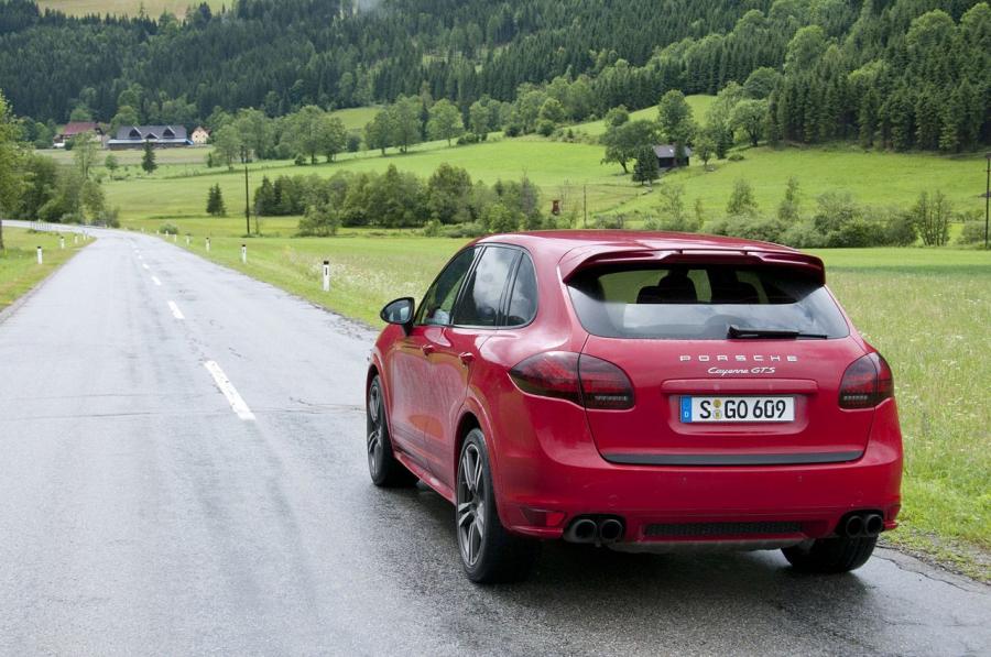  Porsche Cayenne GTS 2013 года  (фото 4 из 19)